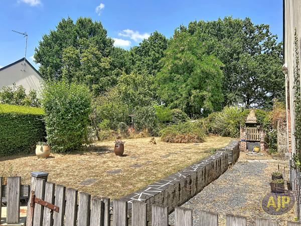 Maison à vendre Bel Air - 6 pièces, 172m² avec 5 chambre(s) à 149 240€ - AJP Immobilier Segré