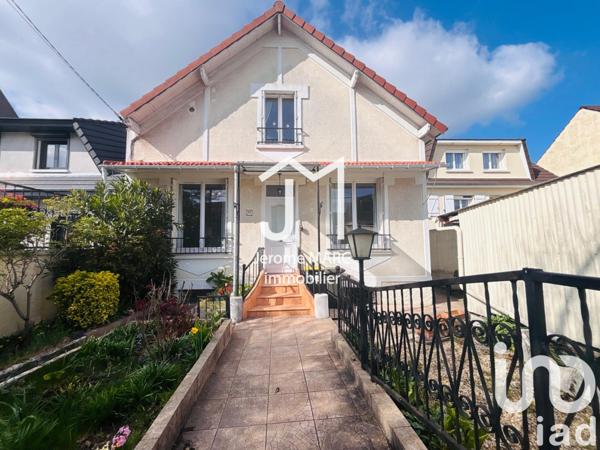 Maison 5 pièces de 118 m² à Noisy-le-Grand (93160)