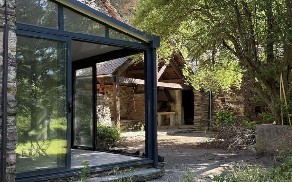 Maison à vendre    5 pièces •  Ispagnac