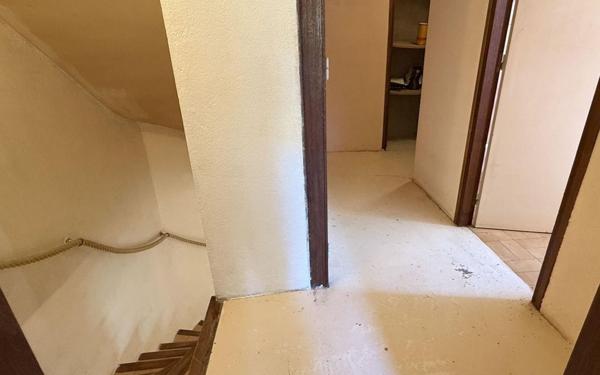 Maison à vendre    5 pièces •  Ispagnac