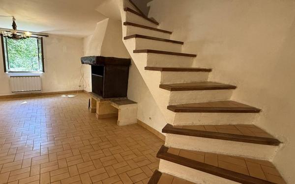 Maison à vendre    5 pièces •  Ispagnac