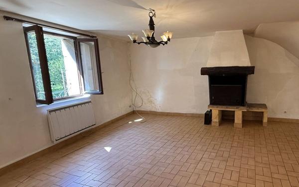 Maison à vendre    5 pièces •  Ispagnac