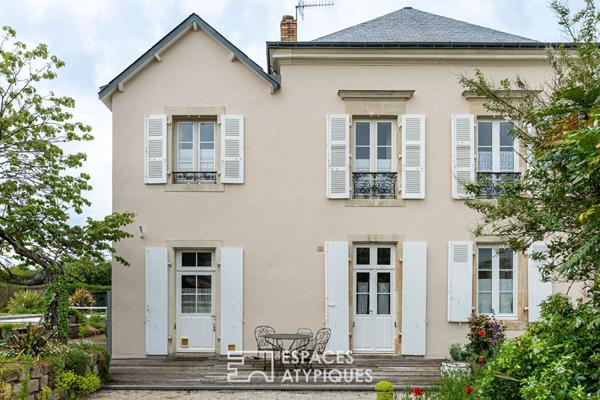Demeure familiale du XIXe avec piscine, dépendances et vaste terrain