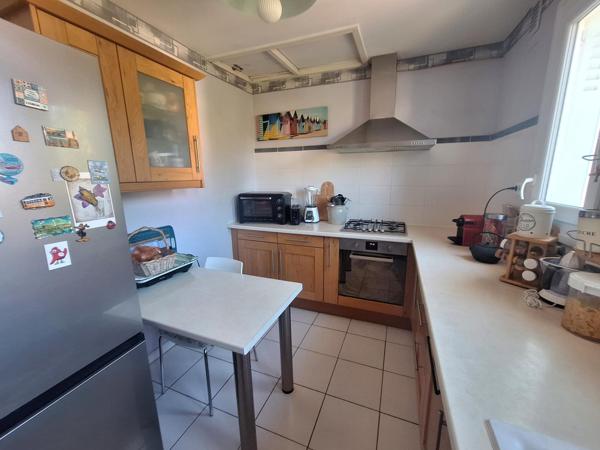 MEYZIEU LE CARREAU – Maison familiale 107 m² – Terrain 436 m² – 3 chambres – Garage – Combles aménageables – Calme et sans vis-à-vis*
