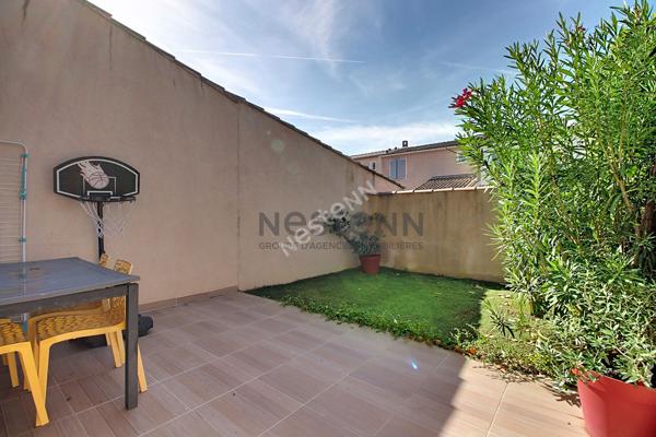 Maison T4 de 77 m² avec deux jardins et 2 parkings dans un secteur recherché de Vitrolles
