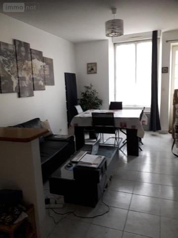 Immeuble à vendre à Verrières-en-Anjou dans le Maine-et-Loire (49480), ref : 49009-1342