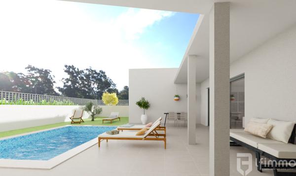 Villa contemporaine plain-pied 144 m² avec piscine et pool house