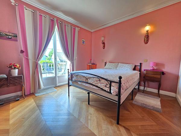 Maison 5 chambres sous sol à Trilport