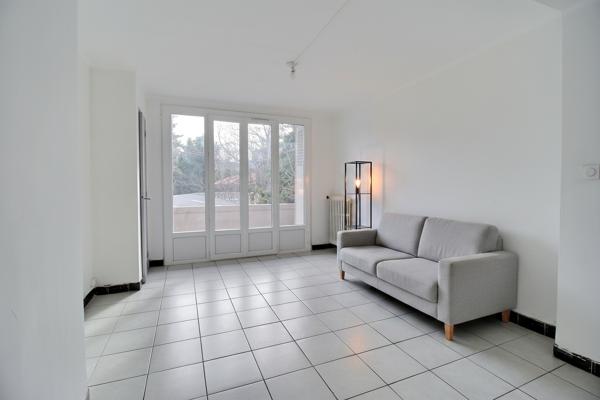 Appartement Montpellier 3 pièce(s) 64.24 m2 proche place CARNOT