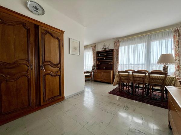 Appartement Houilles 4 pièce(s) 67 m² €268 000 ** - Référence 6861