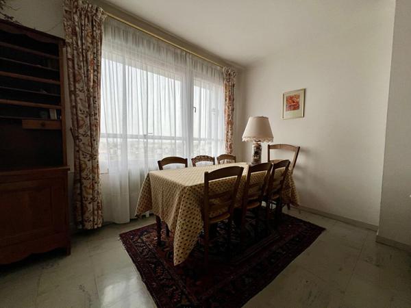 Appartement Houilles 4 pièce(s) 67 m² €268 000 ** - Référence 6861