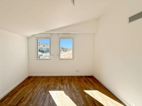 Appartement Aix En Provence 2 pièce(s) 66 m2