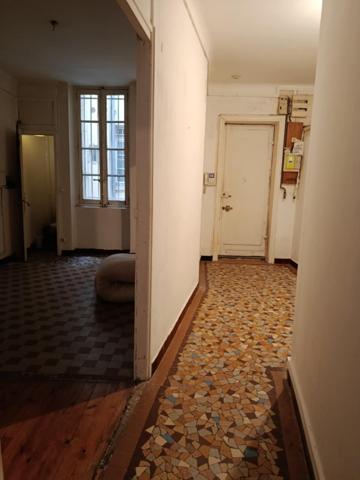 Lyon (69002) T2 ANCIEN AU COEUR DE LA PRESQU'ILE