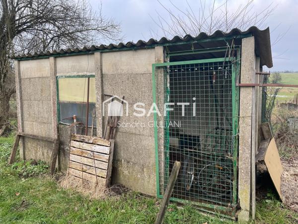 Terrain de loisirs 10323m² avec étang