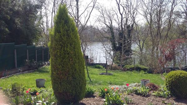 Maison ancienne bord de Loire Saint Denis de L'Hôtel.