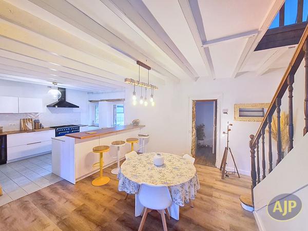 Vente maison L Herbergement : 314 000 € - AJP Immobilier Montaigu