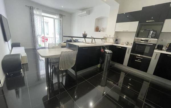 Vente Appartement P3 Rénové rénové(e) Sete   