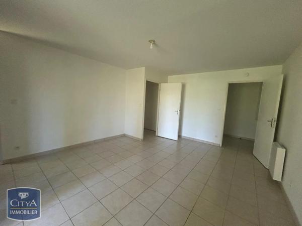 Appartement à louer 2 pièces 54.4m² Lons-le-Saunier (39000)