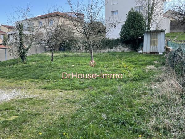 Immeuble à vendre 11 pièces de 260 m²