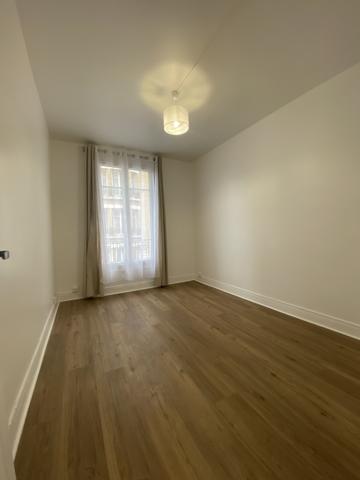 Studio première occupation - Asnières 24m2