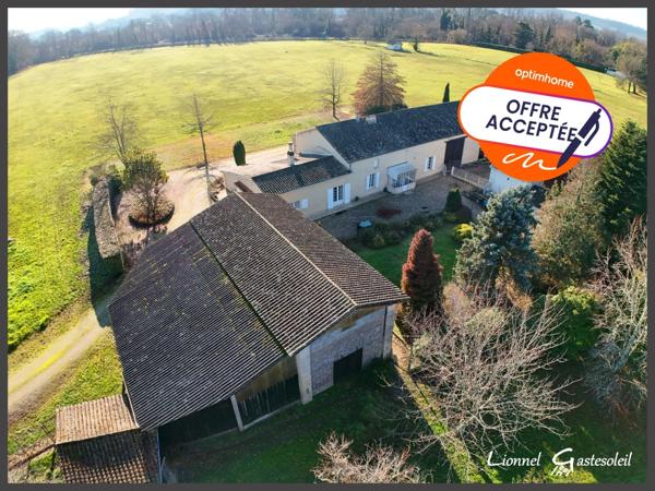 Ancien corps de ferme sur 6 hectares – Idéal pour projet équestre ou élevage canin Maison en pierre 4 chambres avec dépendances à PINEUILH (33