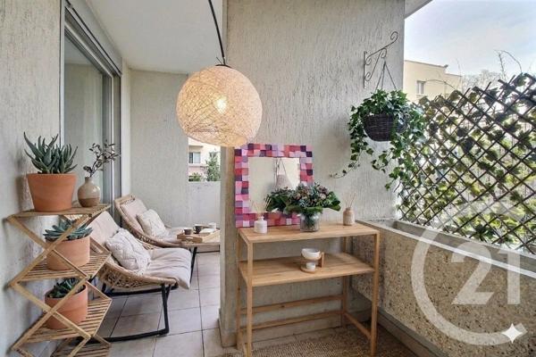 Appartement F2 à vendre  2 pièces - 48,03 m 2   ST MAURICE  - 94