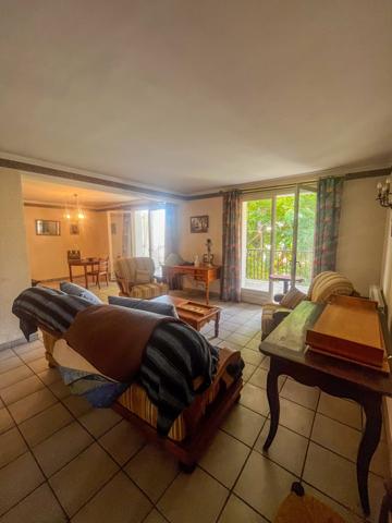 Maison 6 pièces - 264 m²