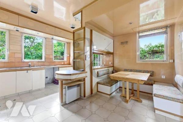 Saint-Mandé – Propriété avec jardin face au Bois de Vincennes