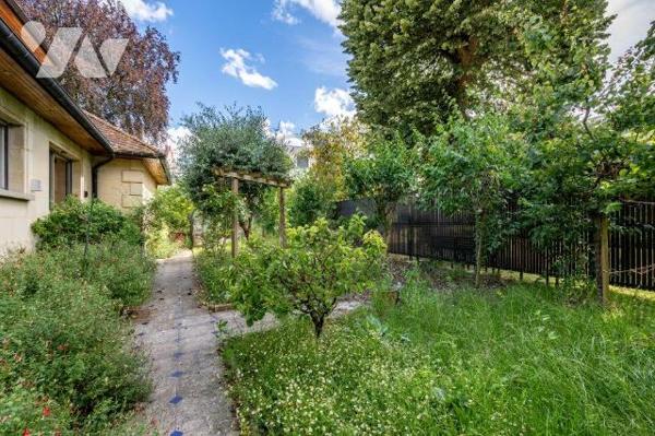 Saint-Mandé – Propriété avec jardin face au Bois de Vincennes
