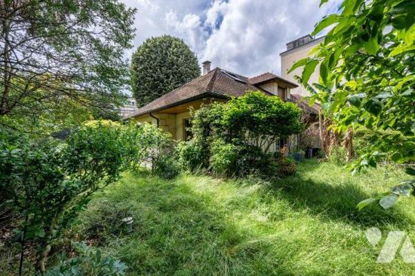 Saint-Mandé – Propriété avec jardin face au Bois de Vincennes