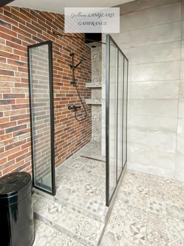 A VENDRE, OYONNAX (01), MAISON AVEC PISCINE DE 227M2 SUR 2875 M2 DE TERRAIN