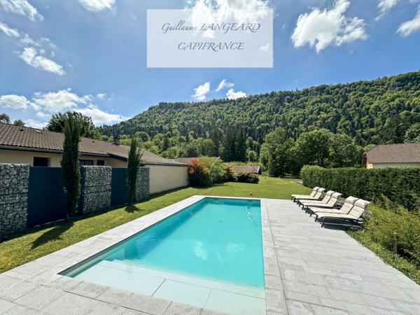 A VENDRE, OYONNAX (01), MAISON AVEC PISCINE DE 227M2 SUR 2875 M2 DE TERRAIN