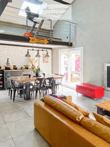 A VENDRE, OYONNAX (01), MAISON AVEC PISCINE DE 227M2 SUR 2875 M2 DE TERRAIN