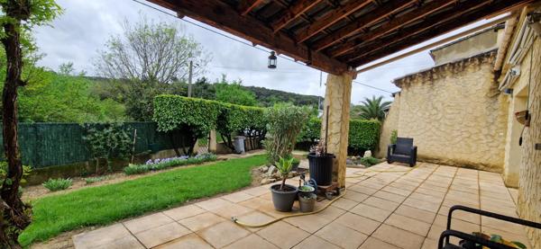 maison avec 3 chambres 2366 m² de terrain et dépendances 84500 bollene Bollène (84500)