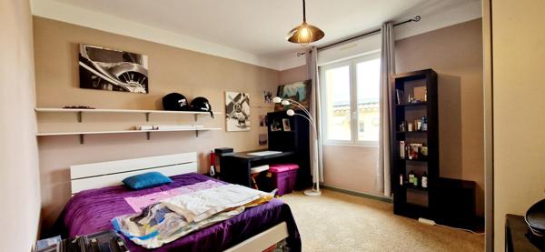 maison avec 3 chambres 2366 m² de terrain et dépendances 84500 bollene Bollène (84500)