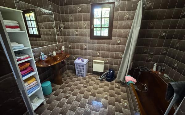 Maison à vendre    6 pièces •  Moutiers-au-Perche