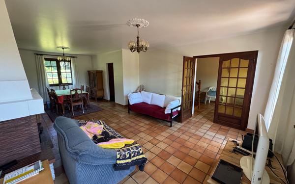 Maison à vendre    6 pièces •  Moutiers-au-Perche