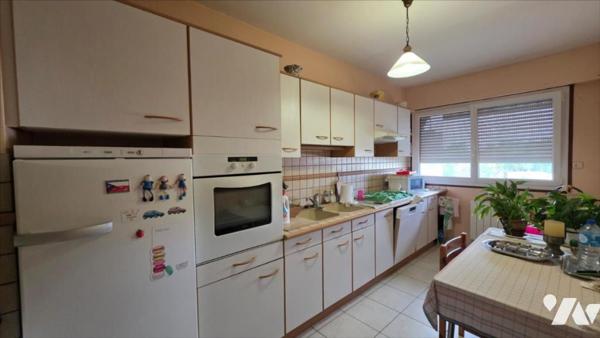 Appartement T4 avec cave et 2 garages proche de Belle Isle
