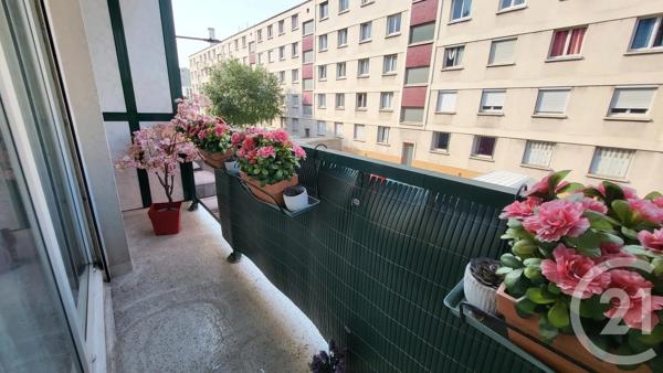 Appartement F2 à vendre  2 pièces - 43,34 m 2   GONESSE  - 95