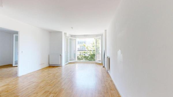 Lumineux 2P - proche Canal - balcon - parking