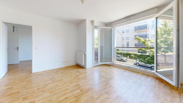 Lumineux 2P - proche Canal - balcon - parking