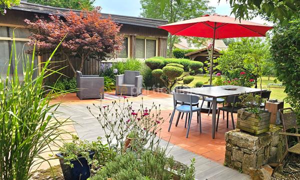 Vente
                Maison161 m² - 7 Pièces -
                    SAINT LEGER SOUS CHOLET (49280)