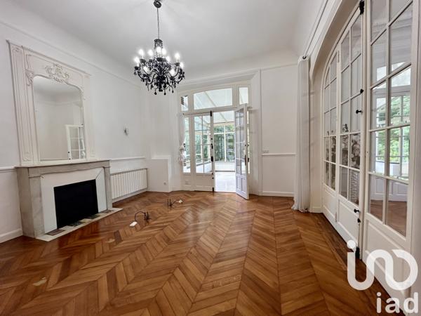 Maison à vendre 12 pièces 350 m² Sens