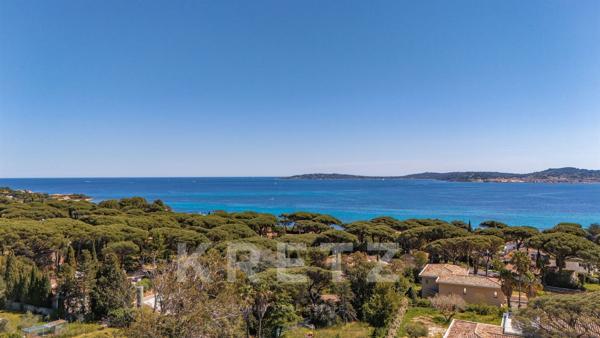 Grimaud, magnifique villa plage à pied.