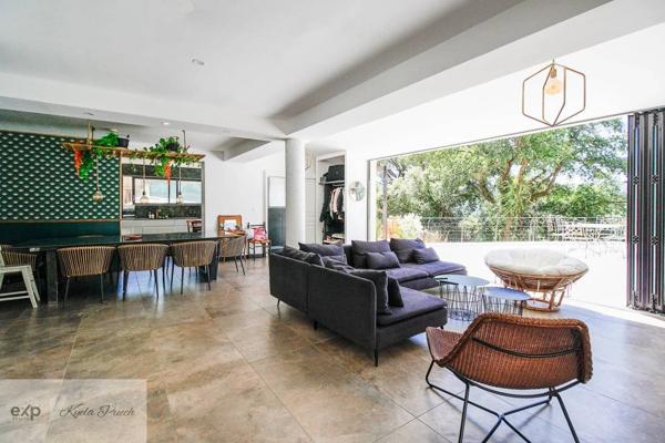 Tourves : maison rénovée 170 m² avec piscine, terrasse et vue Saint-Probace sur terrain de 1 200 m²