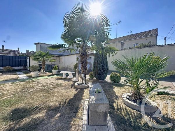 Maison à vendre  4 pièces - 90 m 2   TROYES  - 10
