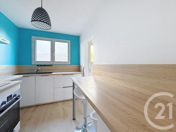Appartement T3 à vendre  4 pièces - 68 m 2   TROYES  - 10