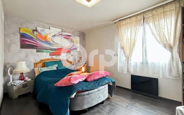 Appartement à vendre    4 pièces • 152 m2 Évreux