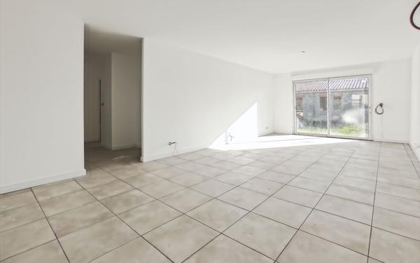 Maison à vendre    3 pièces •  Neuvic