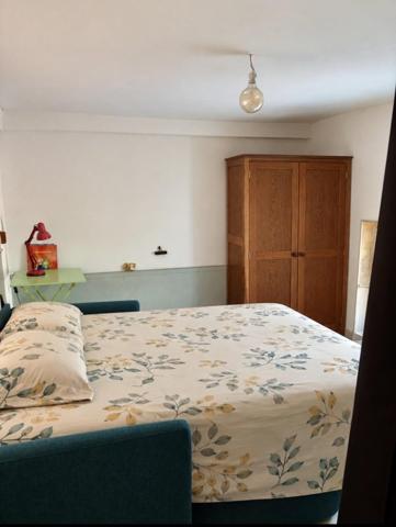 Vente / Appartement T4 à Hyères (83400)